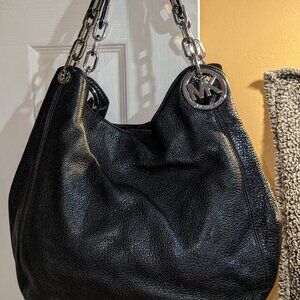 MICHAEL KORS FULTON SHOULDER HANDBAG BLACK LEATHER SILVER HARDWARE